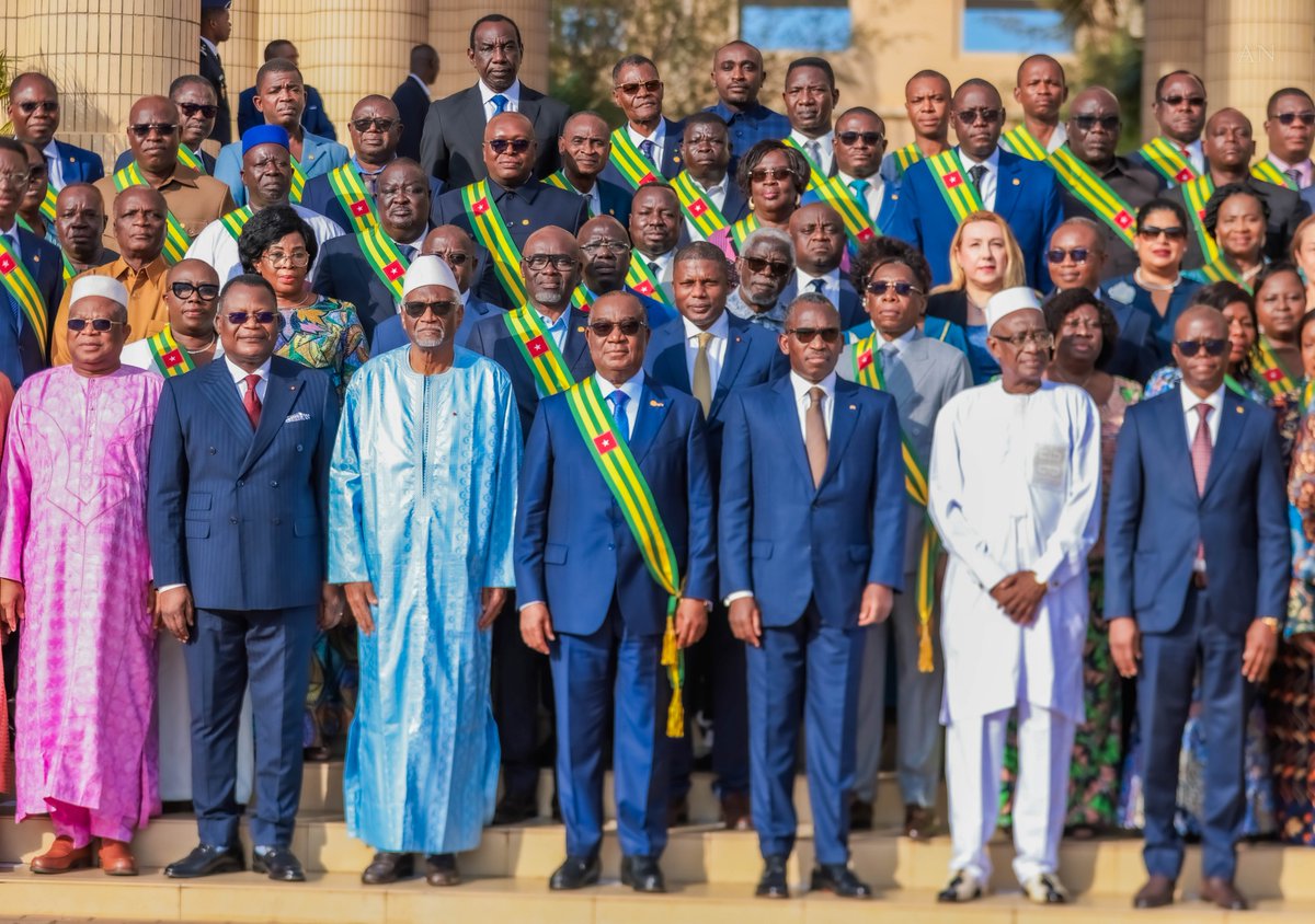 assnatTogo's tweet photo. Ce mardi 6 octobre 2026, le Président de l'Assemblée nationale, S.E. Prof. @KSKlassou, a procédé à l'ouverture solennelle de la deuxième session ordinaire de l'année, en présence du Président du Sénat, S.E.M. Barry Moussa Barqué, des membres du gouvernement, des présidents des institutions et de nombreux invités.
Pendant trois mois, la Représentation nationale se penchera sur le projet de loi de finances, exercice 2027, tout en poursuivant l'examen des 16 projets de loi inscrits à son agenda.
https://t.co/0cZHoLo7M4

#AssembléeNationaleTogo #OuvertureSession2026 #Budget2027 #DiplomatieParlementaire