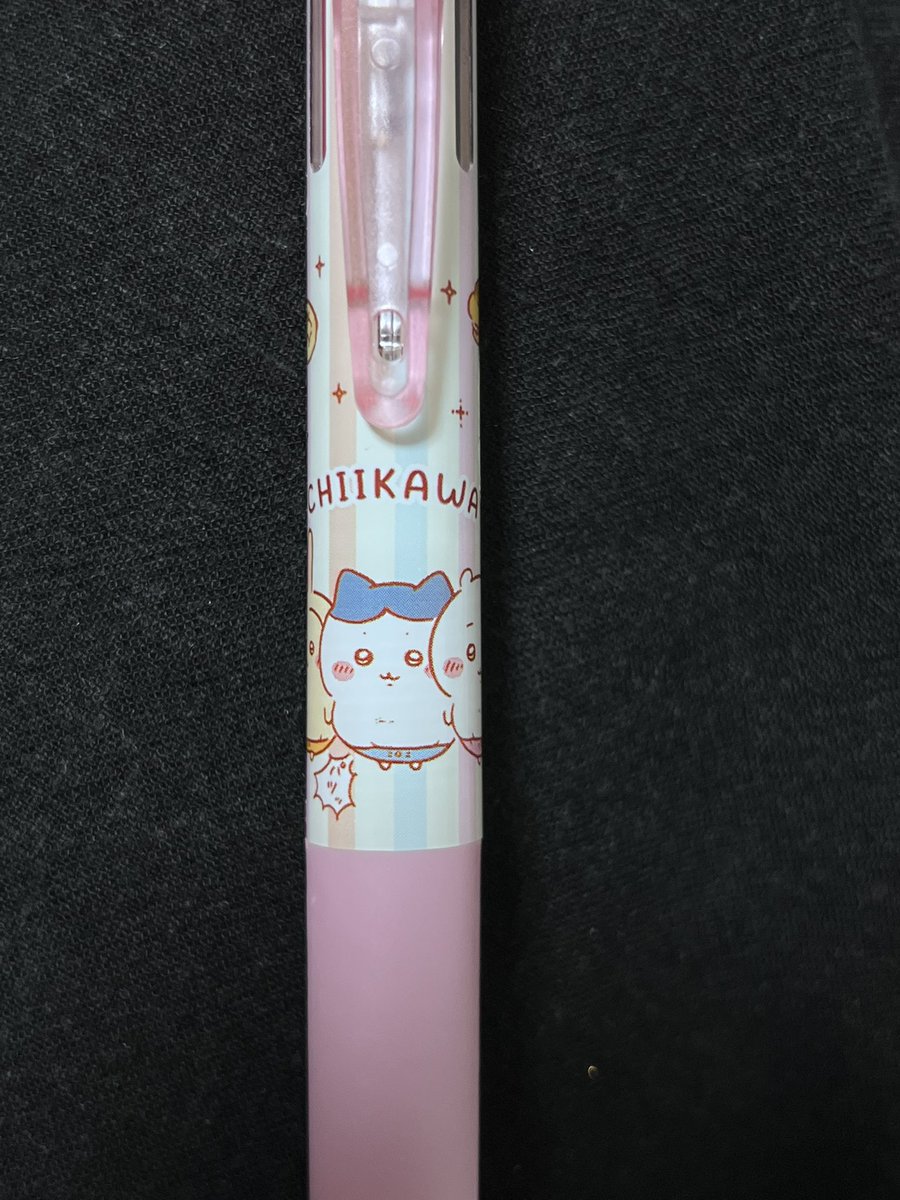 michi_tamami's tweet photo. へっ減ってる!???
ちーちゃんたちの パツッペン🖊を常用しておやつ食べようとする自分を戒めていく！ https://t.co/WD1TdHjCAh
