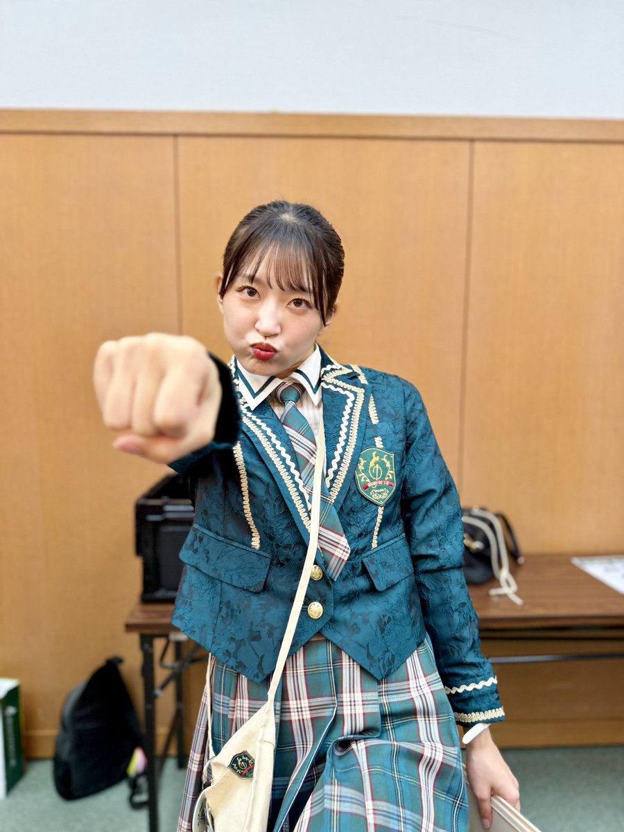 ren_ho18n's tweet photo. ゆかり姫👑
この時間帯の特典会はたくさんの人たちが来てた話をしてました！いろんなアイドル見て楽しんでます！

2026.10.3 かがやきフェス2026
#ほくりくアイドル部
#松井祐香里 https://t.co/ow4SJsSTIM