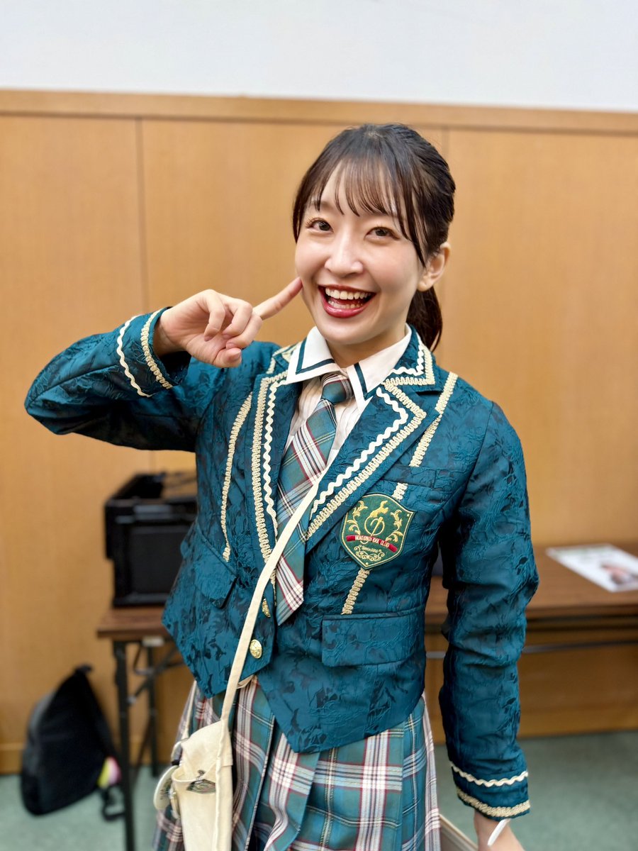 ren_ho18n's tweet photo. ゆかり姫👑
この時間帯の特典会はたくさんの人たちが来てた話をしてました！いろんなアイドル見て楽しんでます！

2026.10.3 かがやきフェス2026
#ほくりくアイドル部
#松井祐香里 https://t.co/ow4SJsSTIM