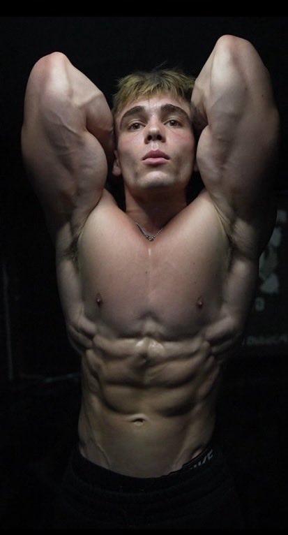 AlphaCMuscle's tweet photo. Money Shot💰
#cashmaster #alphamale #muscleworship #abs #pits https://t.co/RCTNnot6or