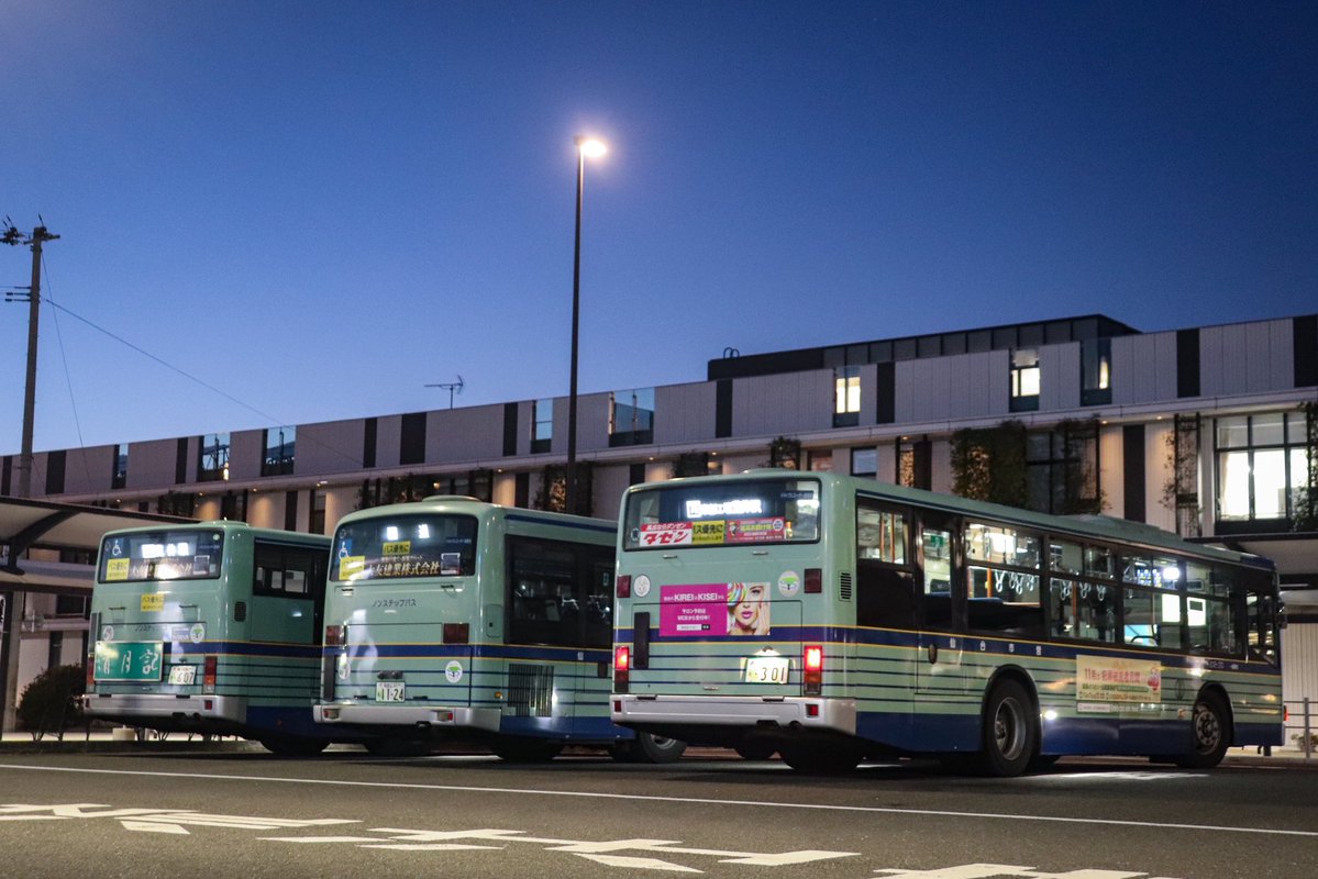 KL_aero's tweet photo. 2026/10/7   301号車

往復1本ずつ設定の旭ヶ丘駅と荒井駅を結ぶ75系統。
東仙台の担当で、今日は横交中古のKL-MPが充当されました！

この運用でしか東仙台の車が荒井駅に来る事はないので、違和感が凄かったです...

荒井駅では霞のペタノンと出会う瞬間もありました。 https://t.co/0OPdBFSmAl
