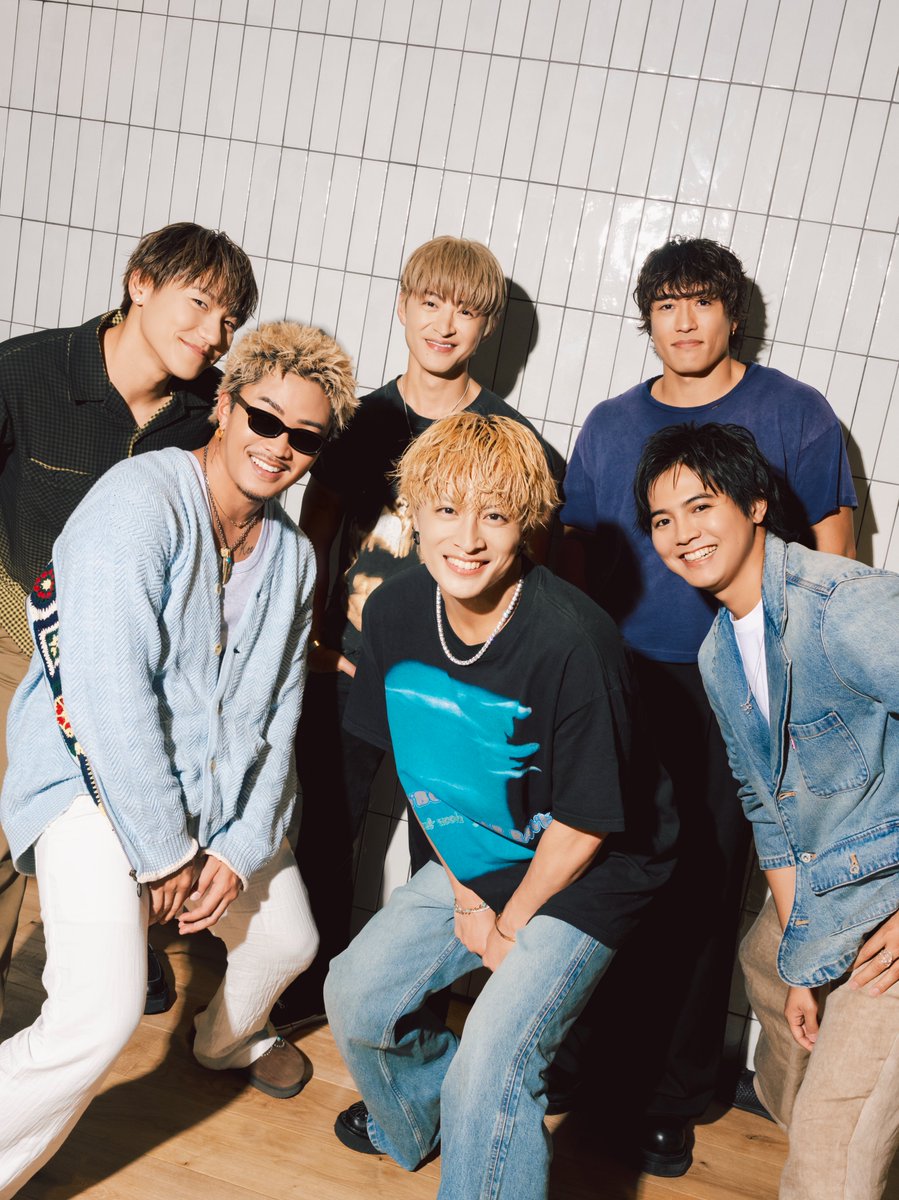 generationsfext's tweet photo. 【 #GENERATIONS 掲載情報 】

📖10/6(火)発売
光文社「女性自身」

🛒https://t.co/R9GVWVVNt1

' We go HIGH '

#GENEisBack
#GENE_VIBE
#VIBE_GOHIGH https://t.co/f3TQyY7Xt1