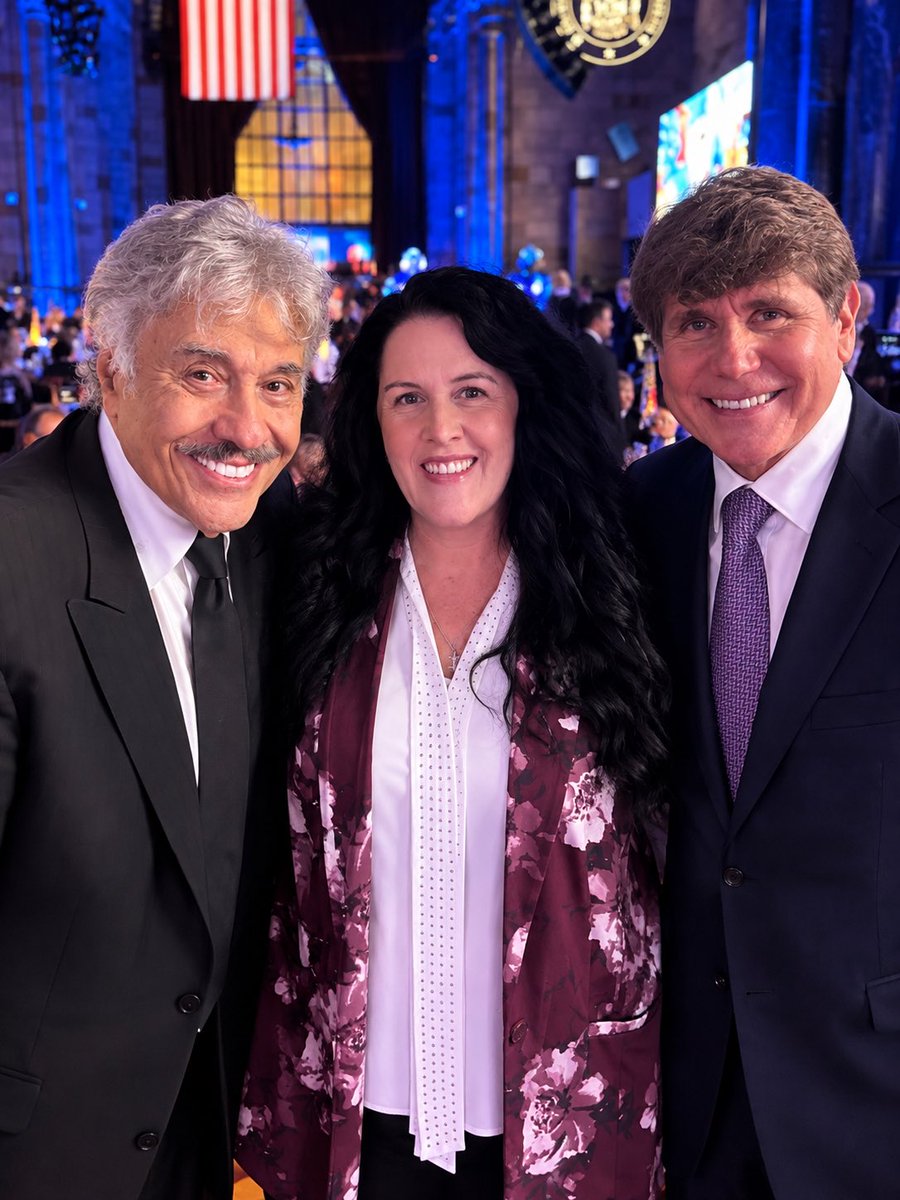 mercyoverpower's tweet photo. @ScottBaio He's a total gem, a real sweetheart. And he can still sing and perform amazingly! 

I recently met him while attending an event in NY with my good friend @realBlagojevich https://t.co/0qAbnQPk0n