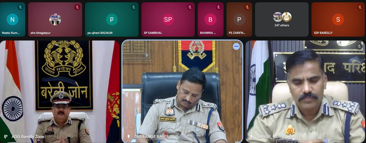 adgzonebareilly's tweet photo. 07 अक्टूबर, 2026
बरेली।

महिला सुरक्षा, सम्मान एवं सशक्तिकरण को और अधिक प्रभावी बनाने के उद्देश्य से अपर पुलिस महानिदेशक, बरेली जोन, श्री रमित शर्मा द्वारा वीडियो कॉन्फ्रेंसिंग के माध्यम से मिशन शक्ति केन्द्र (MSK) एवं महिला सुरक्षा हेतु विशेष दल (एंटी रोमियो स्क्वॉड) एवं महिला बीट सम्बन्धी की जा रही कार्यवाहियों की वृहद समीक्षा की गई।

बैठक में पुलिस उपमहानिरीक्षक, बरेली एवं मुरादाबाद परिक्षेत्र, बरेली जोन के समस्त जनपद प्रभारियों सहित सभी 09 जनपदों के अपर पुलिस अधीक्षक, क्षेत्राधिकारीगण, थानों पर नियुक्त मिशन शक्ति केन्द्र एवं एंटी रोमियो स्क्वॉड के प्रभारी तथा संबंधित स्टाफ/टीम के सदस्यों द्वारा प्रतिभाग किया गया।

समीक्षा के दौरान मिशन शक्ति केन्द्रों, पिंक बूथों की सक्रियता, महिला एवं बालिकाओं की सुरक्षा हेतु किए जा रहे प्रयासों, महिला सुरक्षा हेतु विशेष दल की प्रभावी फील्ड कार्यवाही, संवेदनशील/हॉटस्पॉट क्षेत्रों में निगरानी तथा महिलाओं एवं बालिकाओं के साथ सतत् संवाद को और अधिक प्रभावी बनाने पर विशेष जोर दिया गया। 

महिलाओं एवं बालिकाओं में सुरक्षा की भावना, पुलिस के प्रति विश्वास तथा आवश्यकता पड़ने पर त्वरित सहायता उपलब्ध कराने की व्यवस्था को निरंतर सुदृढ़ किया जाए।