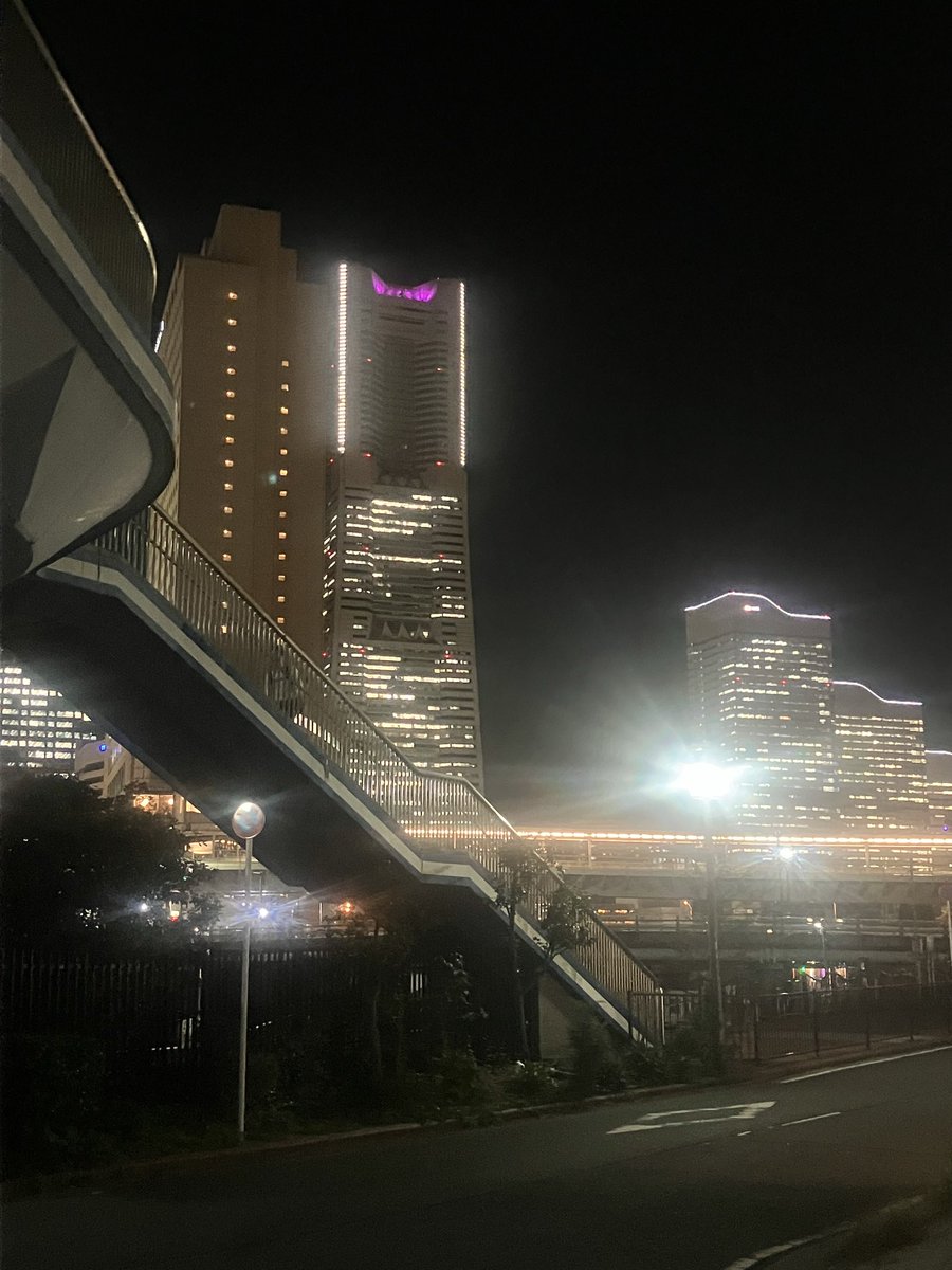 FUKUDAMOUNTAIN's tweet photo. ら、ら、ら、ランドマーク！ https://t.co/h8pROnTDbj