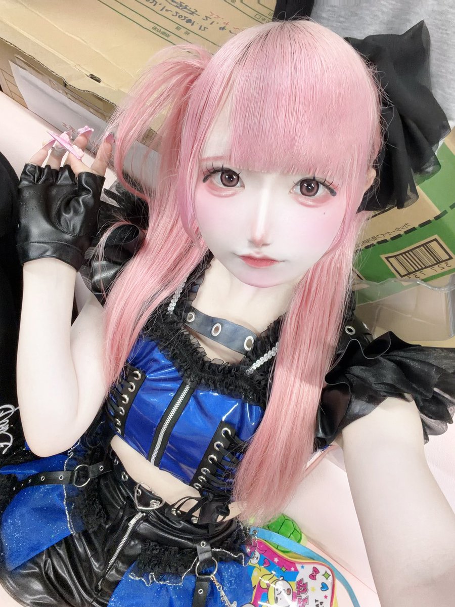 FLABI_MEARI's tweet photo. 誰よりその瞳に映っていたいから⋆✴︎˚ https://t.co/objDVAlQJm