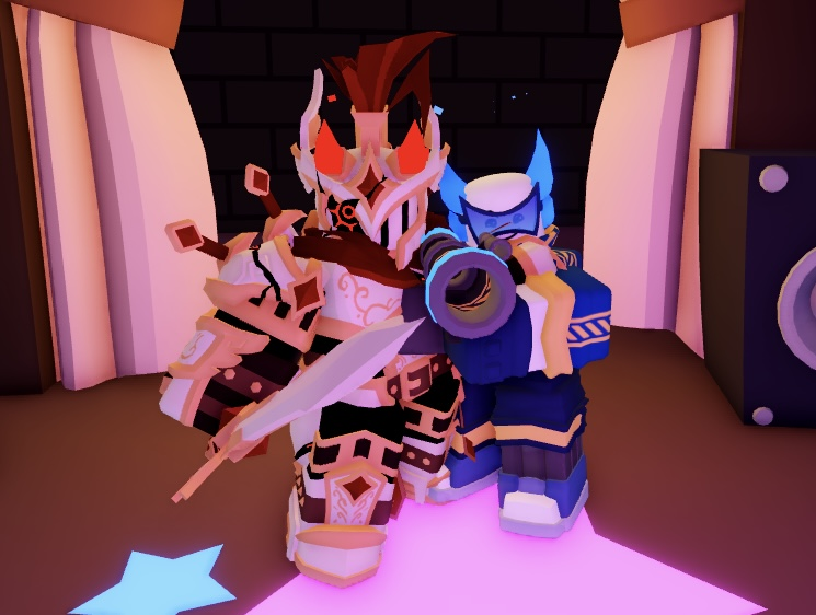 sillyrecluse's tweet photo. hb finally got true sword😭😭 rocket looked like hes leaning on his shoulder dudeee https://t.co/7F5LGnunCS
