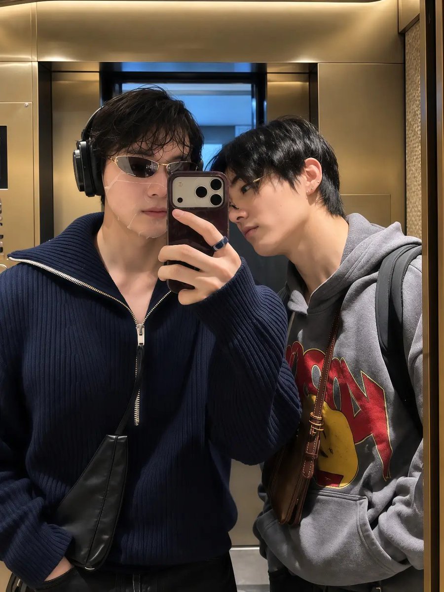 Goldenboy_JKOOK's tweet photo. V is my safe place
_Jk

#MniJk https://t.co/uPjlHk2XNu