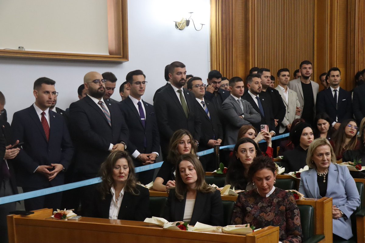 mkaangunay's tweet photo. Yeni yasama yılının ilk grup toplantısında Genel Başkanımız Sayın Müsavat Dervişoğlu’nu dinledik. https://t.co/xpCgU243mE