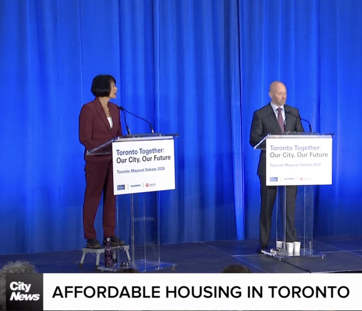 brianlilley's tweet photo. Toronto had a mayoral debate last night.
Olivia Chow wanted to seem taller, she's tiny. So she stood on a stool that made her look taller than Brad Bradford.
She also read every single answer as scripted by her staff. https://t.co/AOIJloa0hP