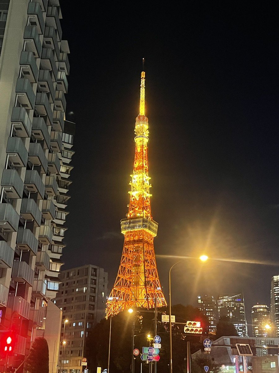 laruva_09's tweet photo. 東京タワー🗼

うるせえ、ぼっちでだよ(((( 💢◜ᴗ◝  )ﾆｯｺｫ
 #東京タワー  #夜景 https://t.co/TRic6I0ZbO