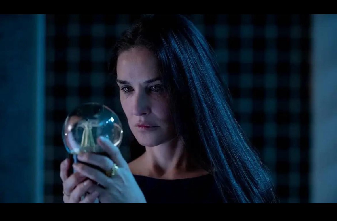 BiigKhalifa's tweet photo. “The Substance” made people watch the same story and see two completely different things.

Was Elisabeth destroying herself because she couldn’t accept aging…

“Was she the victim… or did she become her own worst enemy?”

🎬🎥🔥 https://t.co/AmjmirCIIP
