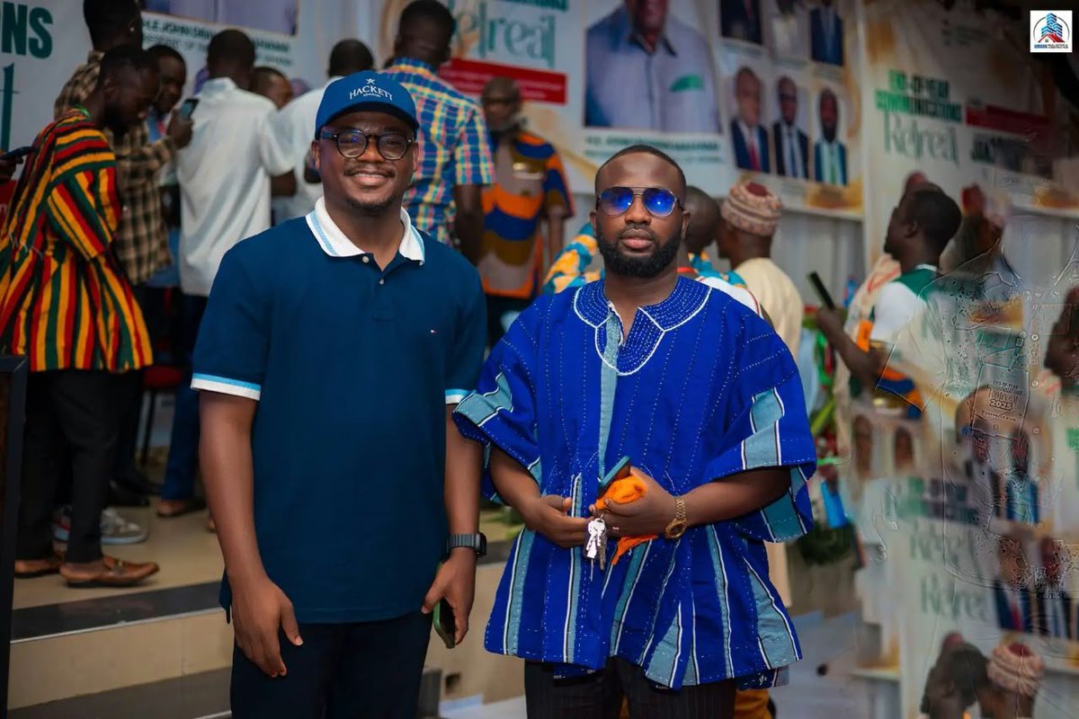 Manners7070's tweet photo. Competence. Commitment. Grassroots. That’s the Umar Hamza agenda. ✊🏾 #HamzaUmar
#WinWithHamzaUmar
#Hamza4DepNationalOrganiser https://t.co/a4YR0coq4b
