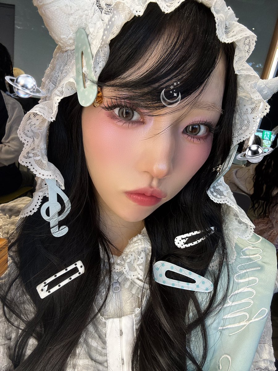 ps_miu1117's tweet photo. キミのお月様だよ☾. https://t.co/Mn7WRVbKEN