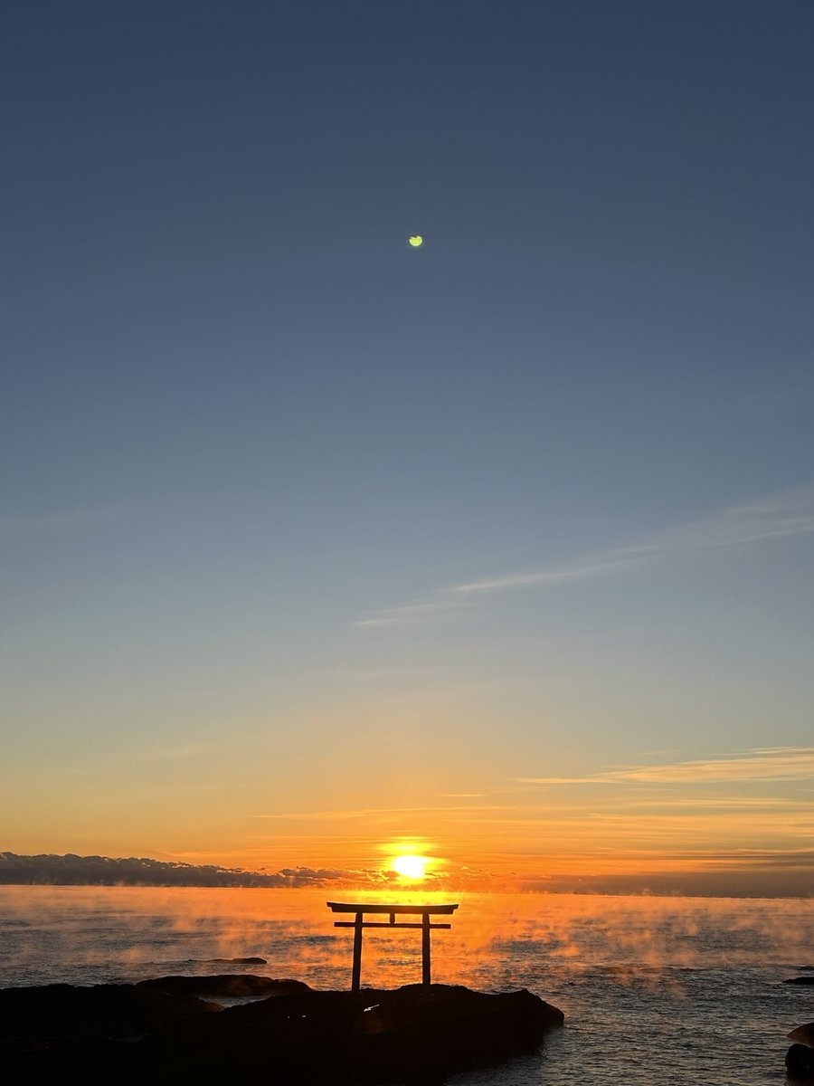 FD2R5644's tweet photo. #AIなんかに負けない写真撮ろうぜ 
茨城県にて。
iPhoneで撮影。 https://t.co/p4ynw4wx1T