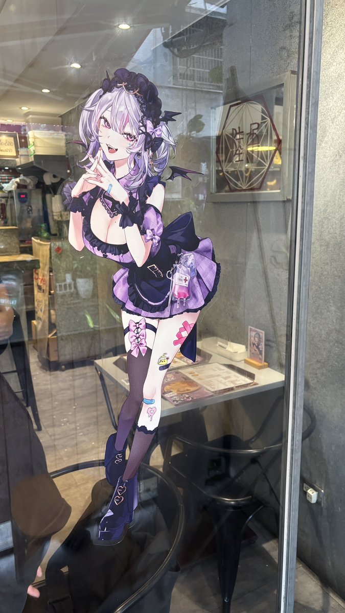 YamatoSuu's tweet photo. 身為一個比較宅又比較I 的人，從來沒想過自己會因為看了直播而變成一個說走就走的人。看到消息的第一瞬間，就立刻計畫去朝聖，簡單約了幾位患者就出門了🥰
患燃依心的大夥今年又辦了超級厲害的活動，竟然跟餐廳合作了！陸角的蛋包飯真的很有特色，每一道都能感覺到店家的心思。
#依陸發發發
#依起看 https://t.co/yaihrnfclf