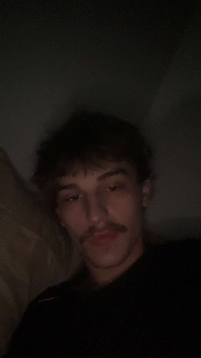 bruisinyocervix's tweet photo. can a real #seller please please make me cum on facetime rly quick with this $5 #nsfwtwt #trade #facetime #ft #seriousbuyer https://t.co/mQRfjv8F2D