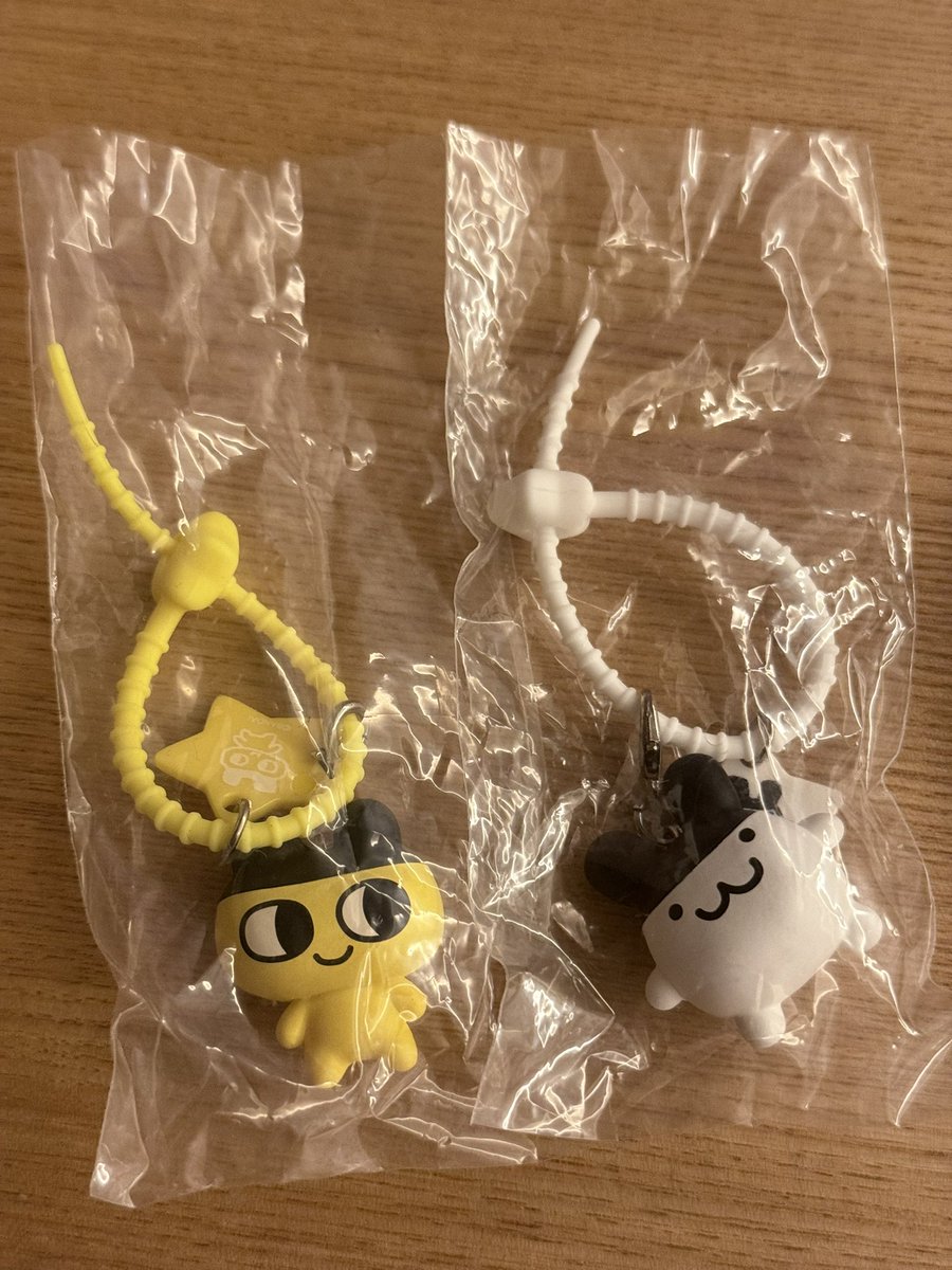 Jooooy05's tweet photo. 【交換】たまごっち めじるし カラフルマルチチャーム

譲）まめっち　みみっち

求）くちぱっち　おやじっち

郵送交換希望です。
お気軽にお声掛けください🙇‍♀️ https://t.co/R6Oo4iAO0A