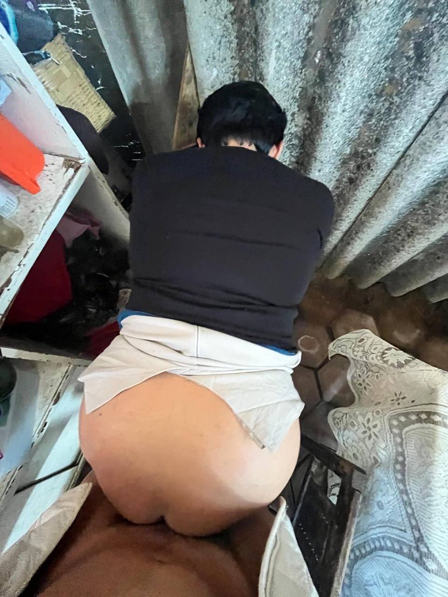 carreyol6's tweet photo. Quieres ver como me cogen ?? 🔥🔥🔥
Mandáme mensaje si quieres unirte a mi grupo de Telegram y puedas ver el video 

#tetasyalgomás #CulosPreñables #culonasincreíbles #AbueLovers 
Únete y disfruta de contenido exclusivo 🔥🤤

Ve el video completo en mi grupo de Telegram 📹 https://t.co/SmmkrrOVJa