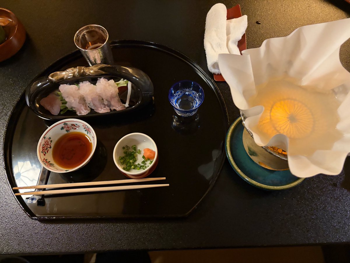 astaire_alan's tweet photo. 刺身、甘鯛、ハモ焼き、ハモシャブ&amp;刺 https://t.co/6iJcx4HUx5