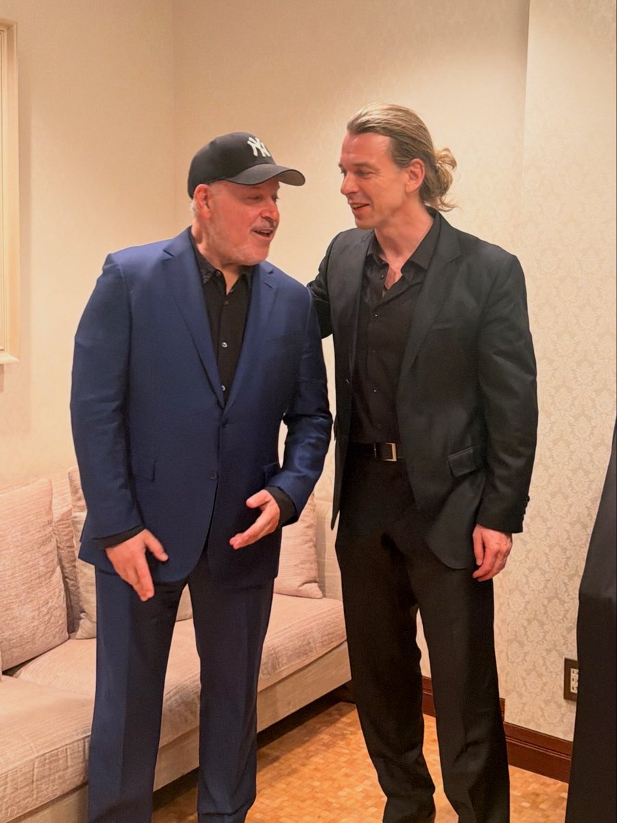 matekamaras1976's tweet photo. On October 6, I went to see This Is the Moment! at Suntory Hall, celebrating Frank Wildhorn’s 25th anniversary in Japan. What a wonderful evening.

My dear friend Kanji Ishimaru (@team_kanji) performed beautifully, and Akihiro Shiota conducted the magnificent orchestra. Congratulations to the entire cast!

Most of all, I was so happy to see Frank again. Thank you to Michael Staringer, my longtime friend and Frank’s manager, for making our reunion possible.

The programme included a timeline of Frank’s work in Japan. There was MITSUKO, the musical about Mitsuko Aoyama and Austrian diplomat Heinrich von Coudenhove. Toko (Kei Aran) and I played the two leading roles, and there was even a photograph of us. Seeing it brought back so many memories.

In 2010, I played Heinrich in the Frank & Friends / MITSUKO concert in Japan. I was supposed to sing in German, but director Shūichirō Koike asked me to learn “Love Transcends Borders” in Japanese. I had only twelve days.

I practised like crazy, but on the day of the concert, I still needed my notes. I asked to hold a small card onstage, but the producers said no: if I wasn’t sure, I should sing in German.

“Okay, then there’s no turning back,” I thought.

As the introduction began, I took a deep breath backstage and told myself, “Until now, I couldn’t do it—but tonight, I will.”

I walked onstage and sang the entire song in Japanese for the first time, without a mistake.

Afterwards, Frank told me I had done a wonderful job. He said a full production of MITSUKO was planned for the following year and wanted to support my dream of joining the Japanese cast.

In 2011, I became Heinrich in the world premiere of MITSUKO—my first leading role in Japanese. It was one of the most unforgettable experiences of my life. The choices I made and the commitment I gave to that production, amid the earthquake and tsunami that struck Japan, connected me to Japan forever.

Looking back on Frank’s extraordinary career, I feel deeply honoured to have been part of his story through Frank & Friends and MITSUKO.

Thank you, Frank. I will never forget what your belief in me made possible. I’m so grateful we could see each other again.

#ワイルドホーン日本初演25thコンサート