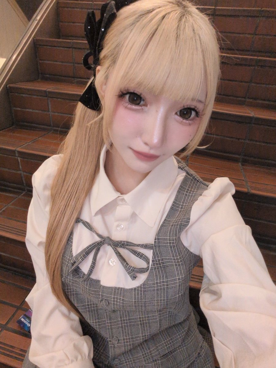 ruby_5ive's tweet photo. 20:30からいまぁす💕︎︎
探偵みたいな服でかわちぃの
 #コンカフェ嬢  #渋谷  #美男美女さんと繋がりたい https://t.co/kg1xn5Ai3f