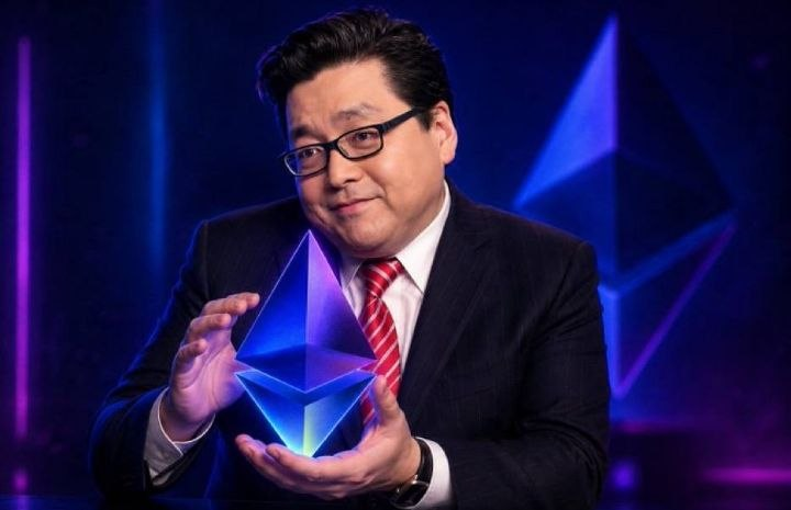EyeWhales's tweet photo. BREAKING: Tom Lee says BitMine will stop buying ethereum:native once it reaches 5% of Ethereum’s total supply.

BitMine already holds 6M+ ETH, or roughly 4.9% of the total supply. https://t.co/ldOUjG5LV8