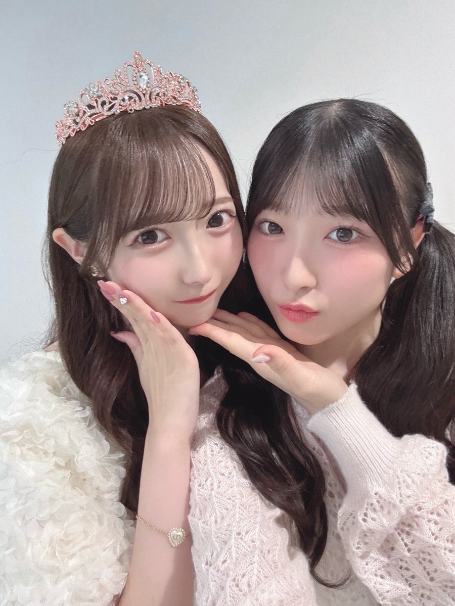 _sakurai_momo_'s tweet photo. 💗 #谷崎早耶生誕祭2026 💗
さややん、はぴばきゅるんっっ🐰ྀི💖

いつも優しくてふわふわオーラをまとっているさやん♡でもでも、パフォーマンス中のアンニュイな表情もすき🤭🤭ｷｬｯ♡

素敵な一年になりますように…🍀🫧ྀི♩
ぷりんせすすぎる��写真たち👸🏻👑♡ https://t.co/6hZ3b7cmfl