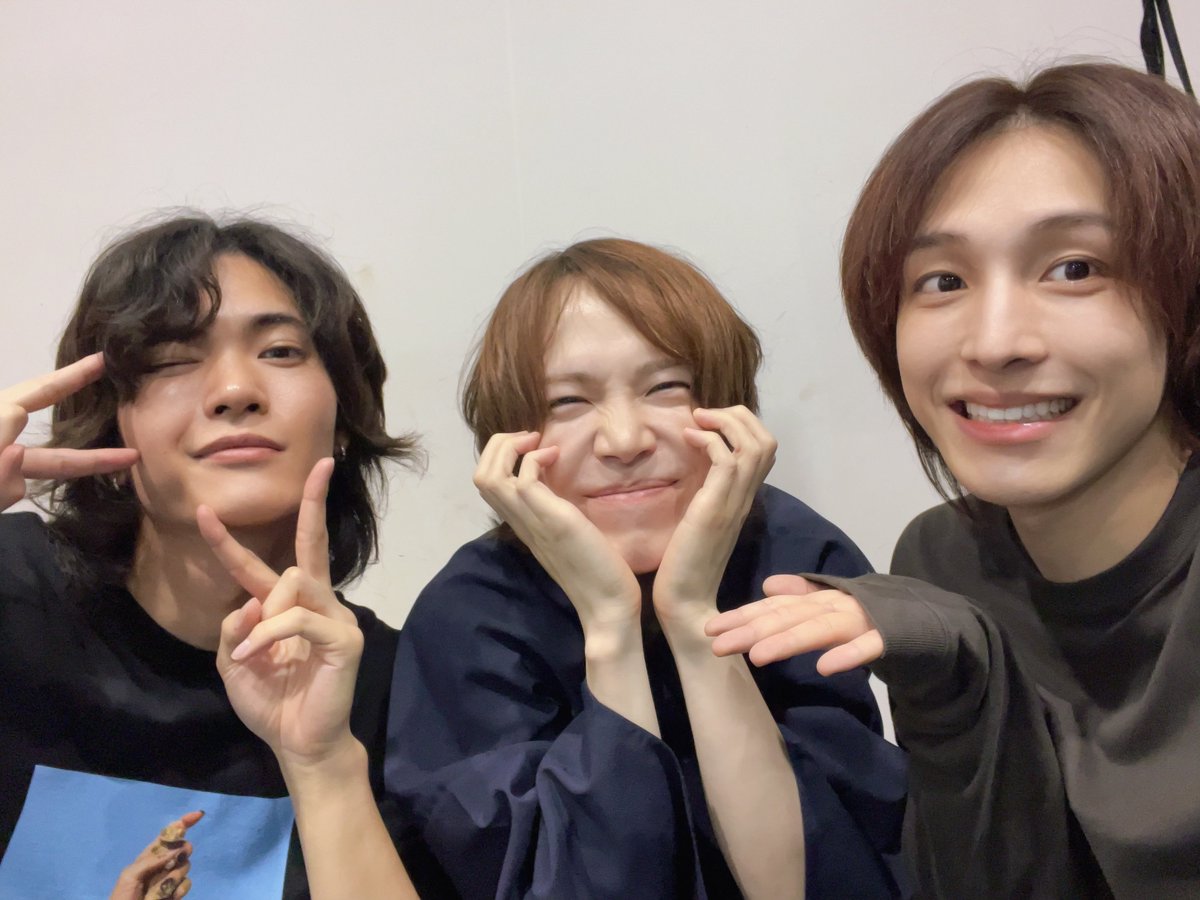 TsukasaTaguchi's tweet photo. 稽古も終盤になってみんなの熱量も更に高まっております⸜( ˙-˙ )⸝

10/31のハロウィンイベントにも出てくれるおふたり。
これまで違う作品でも共演してたけど、また共演できてそれが薄桜鬼で叶ったのが嬉しい。

#薄ミュ #薄桜鬼 https://t.co/sbCbQNDmdW