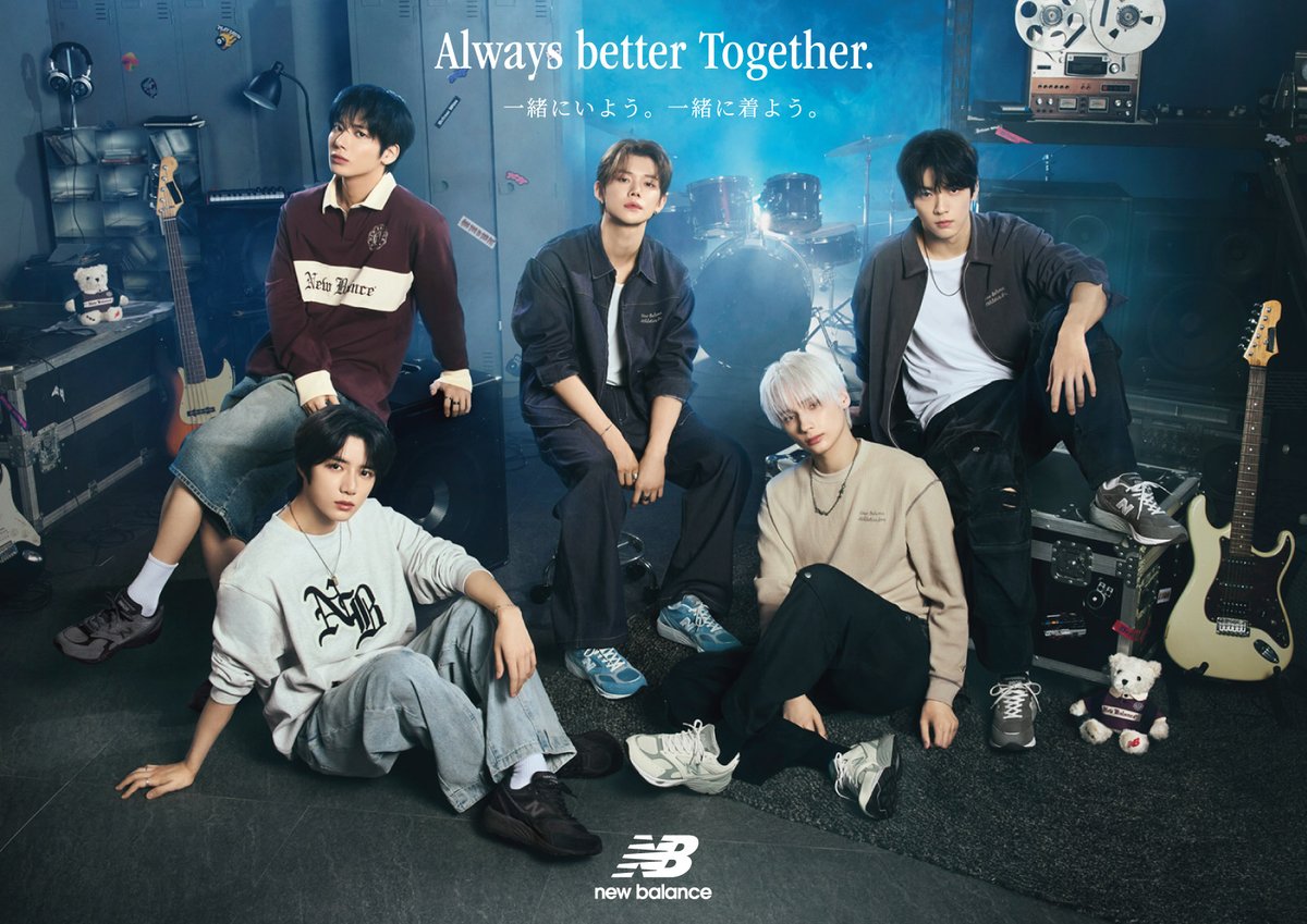 oricon's tweet photo. TOMORROW X TOGETHER
ABCマートのNew Balanceキャンペーン登場❗️
⠀
店内では全員での掛け合いや
週替りメンバー限定メッセージ放送🔊
⠀
日本公演サウンドチェックイベント招待や
メンバー着用衣装モチーフの
テディベアのプレゼントも🧸
https://t.co/bDYTGdKGCg
⠀
#TOMORROW_X_TOGETHER ▷TXT https://t.co/dx0FBSHYMH
