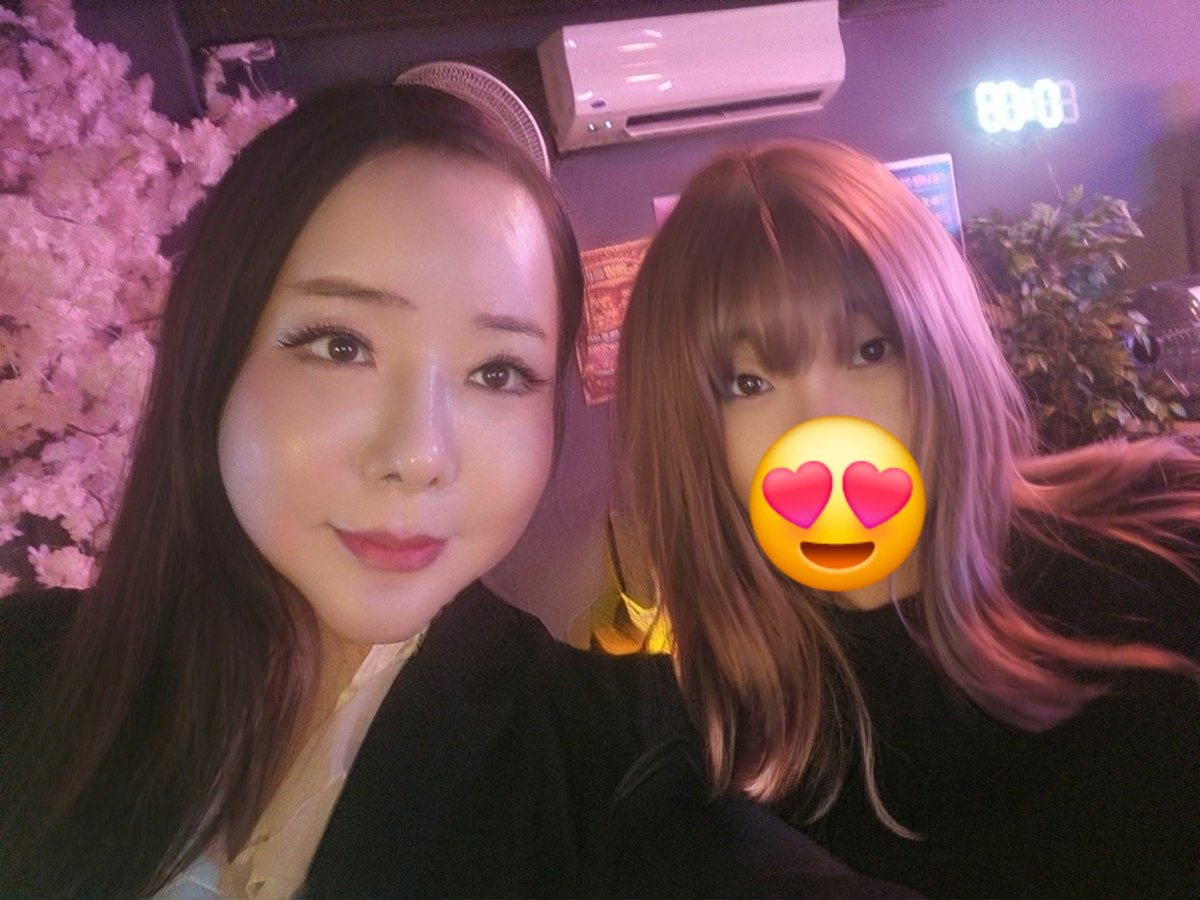 lena306306's tweet photo. 태양에서 만난 귀요미 https://t.co/CPGzHlZD6Q