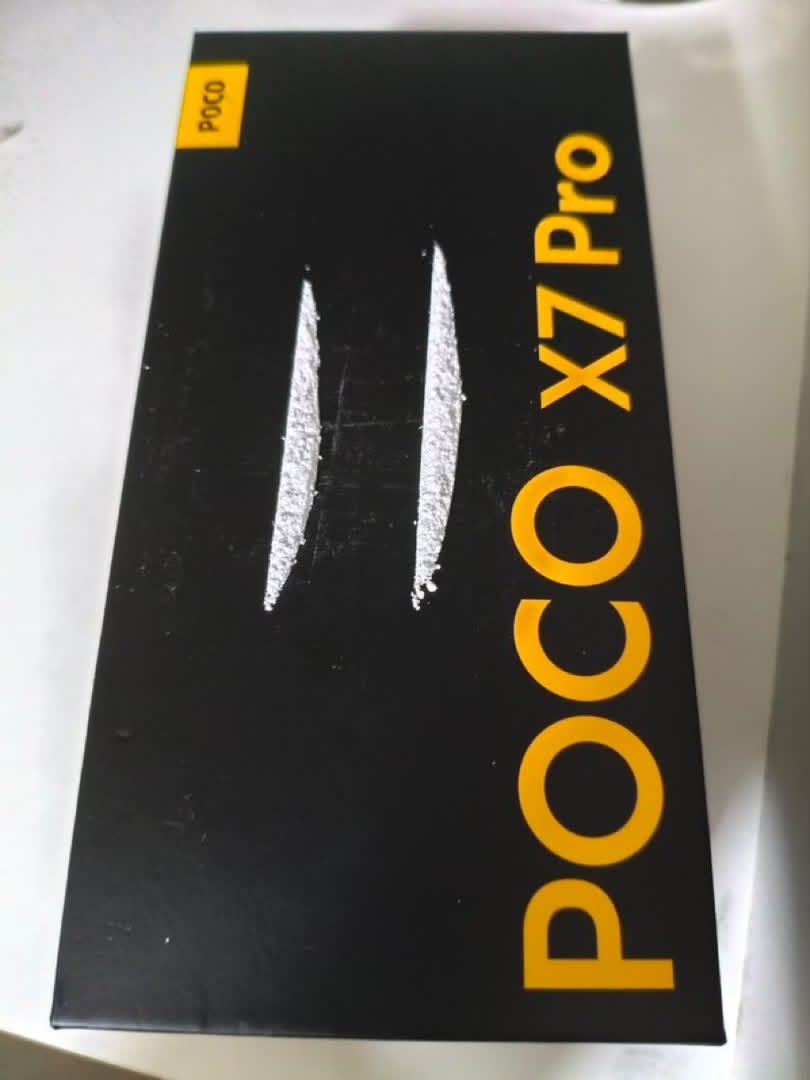 Vienna7twt's tweet photo. I'm totally deserving of a sponsorship from Xiaomi 😅⚡❄️
#drugtwt #coketwt https://t.co/0uEj6ou7bM