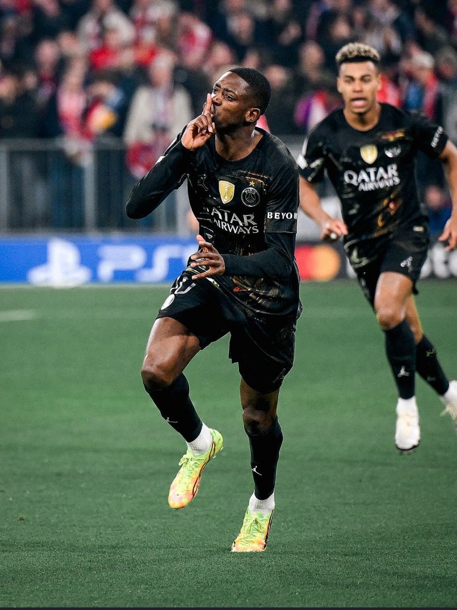 ekipekip667__'s tweet photo. @NB19120 @HbibiNews Mais largement ptdrrr. Dembele l’a fait 🤫chez lui à Munich dernièrement https://t.co/bFKAO1kZ5X