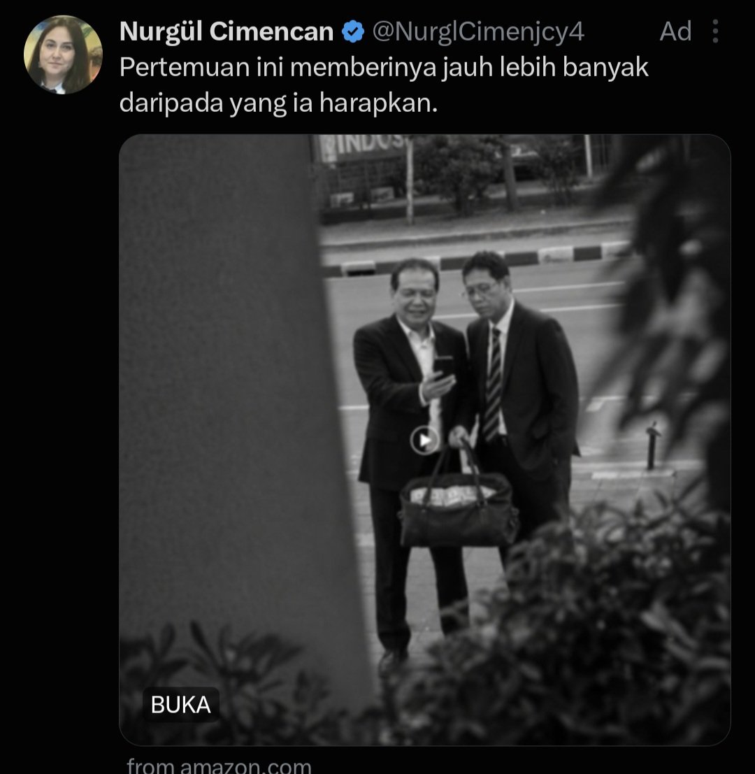 SeekHustle's tweet photo. Hati hati jebakan!! 

Tiba2 timeline gue dipenuhi postingan ad yg menjebak kek gini capt. Itu kalau diklik bakal masuk ke link, keknya sih affiliate Amazon. 

Kalau nemu kek gitu, better langsung report aja capt! https://t.co/hkkR5vKJHE
