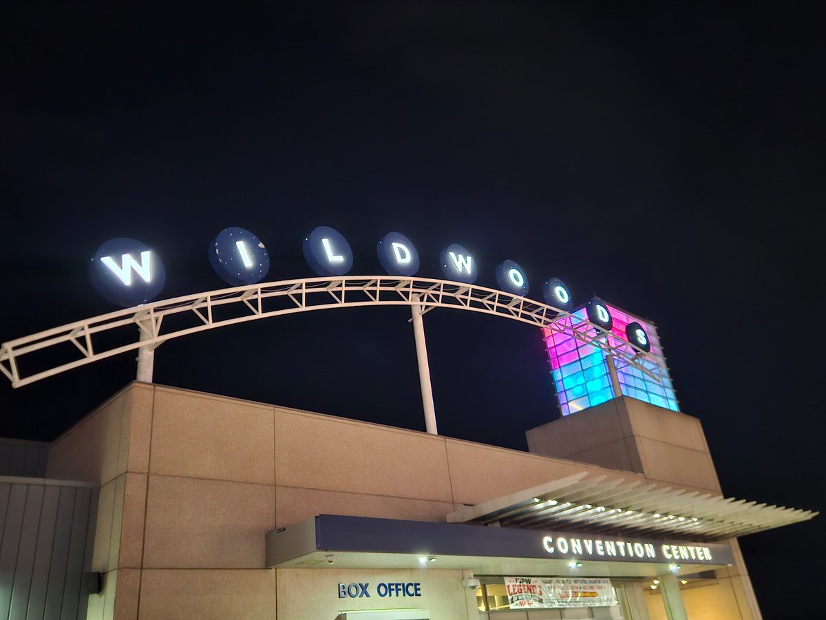 Savannah_01228's tweet photo. #AlphabetChallenge #WeekNforNeon
Wildwood, NJ
August 2026 https://t.co/rCgbE2EaKD