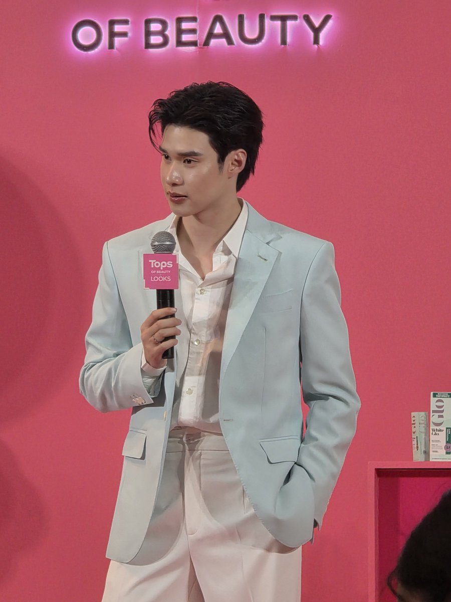 topsthailand's tweet photo. หล่อสว่างงงเหมือนเปิดไฟ 🥹✨️🫶

WHITE GLO TOPS X PEAK

#TopsofBeauty2026 #LOOKSครบทุกเรื่องบิวตี้ #WhiteGloxPeakPeemapol #PeakSmileMomentxTOPS #PeakPeemapol https://t.co/gXOwKHQXbj