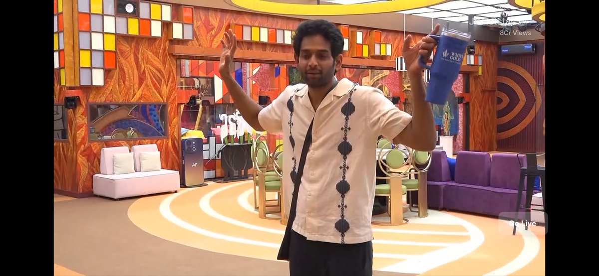 kumar92699's tweet photo. Veedu game Rohith daggare agipoyindhi ayya 
Dhorukuthav puppet 🤡🤡
#BiggBossTelugu10 https://t.co/f34ZhzjjXt