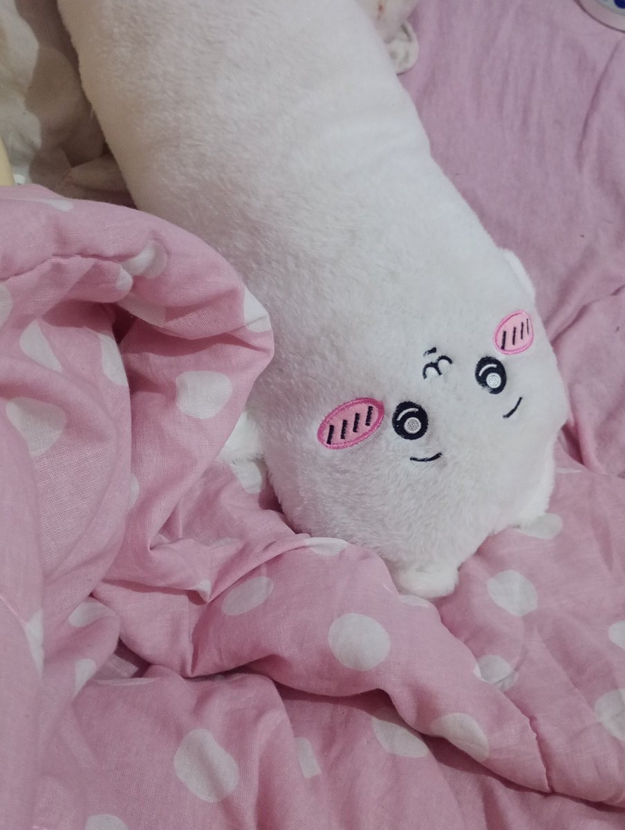 petchaan's tweet photo. He was afraid https://t.co/f1TvGUe1pG