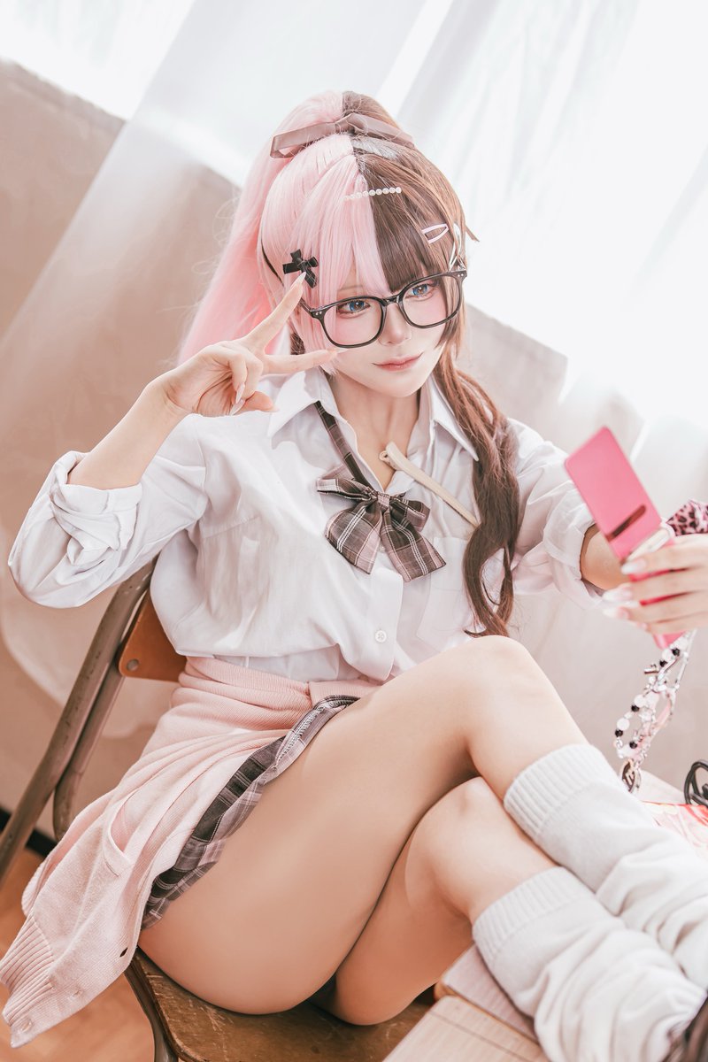 Noatan_cos's tweet photo. ひなーの先輩 🍫💘 https://t.co/1r9txJRMi8