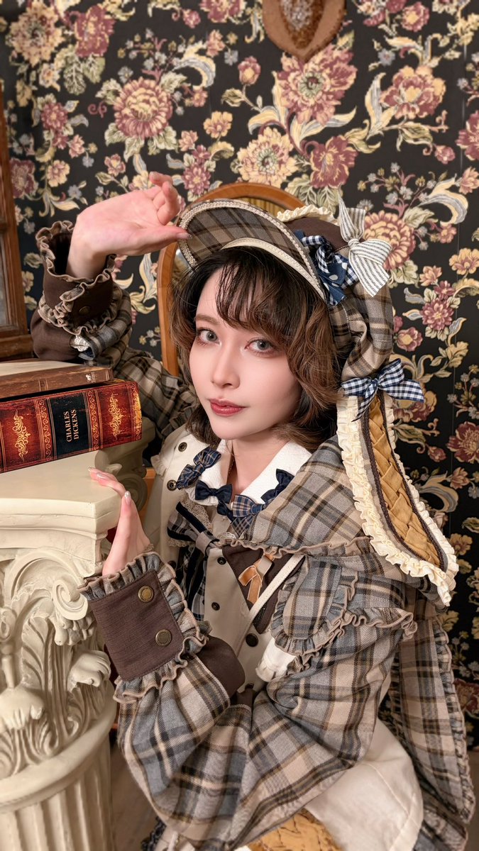 EMOMIfabulous's tweet photo. #星箱新作展示会

アップルパイ🍎×ウサギ耳🐰
絵本みたいに可愛い世界観の少年装…✨ https://t.co/CwhXgw62Ch