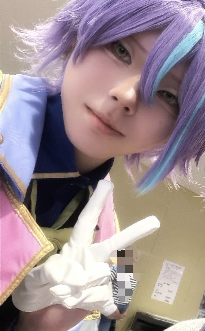 crowndoragon004's tweet photo. #ヒロコスタ #prsk_cos 🎈
ツーショの切り取りですが‼️
やっとシャドバン解除されて嬉しい😭
沢山声掛けて貰えて嬉しいかったです‼️

永遠と相方募集してます‼️求む🌟‼️‼️ https://t.co/sn1rfH9J13