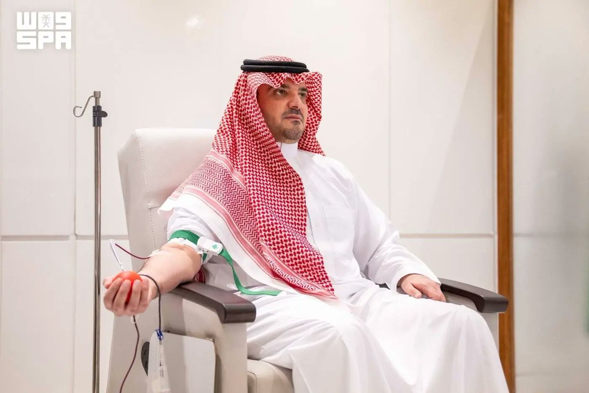 SPAregions's tweet photo. الأمير عبدالعزيز بن سعود يرفع الشكر للقيادة بمناسبة إطلاق الحملة الوطنية للتبرع بالدم لعام 2026 ويبادر بالتبرع بالدم.
https://t.co/LMXKxIXmeS
#حملة_ولي_العهد_للتبرع_بالدم
#واس https://t.co/3NlZX2kLfb