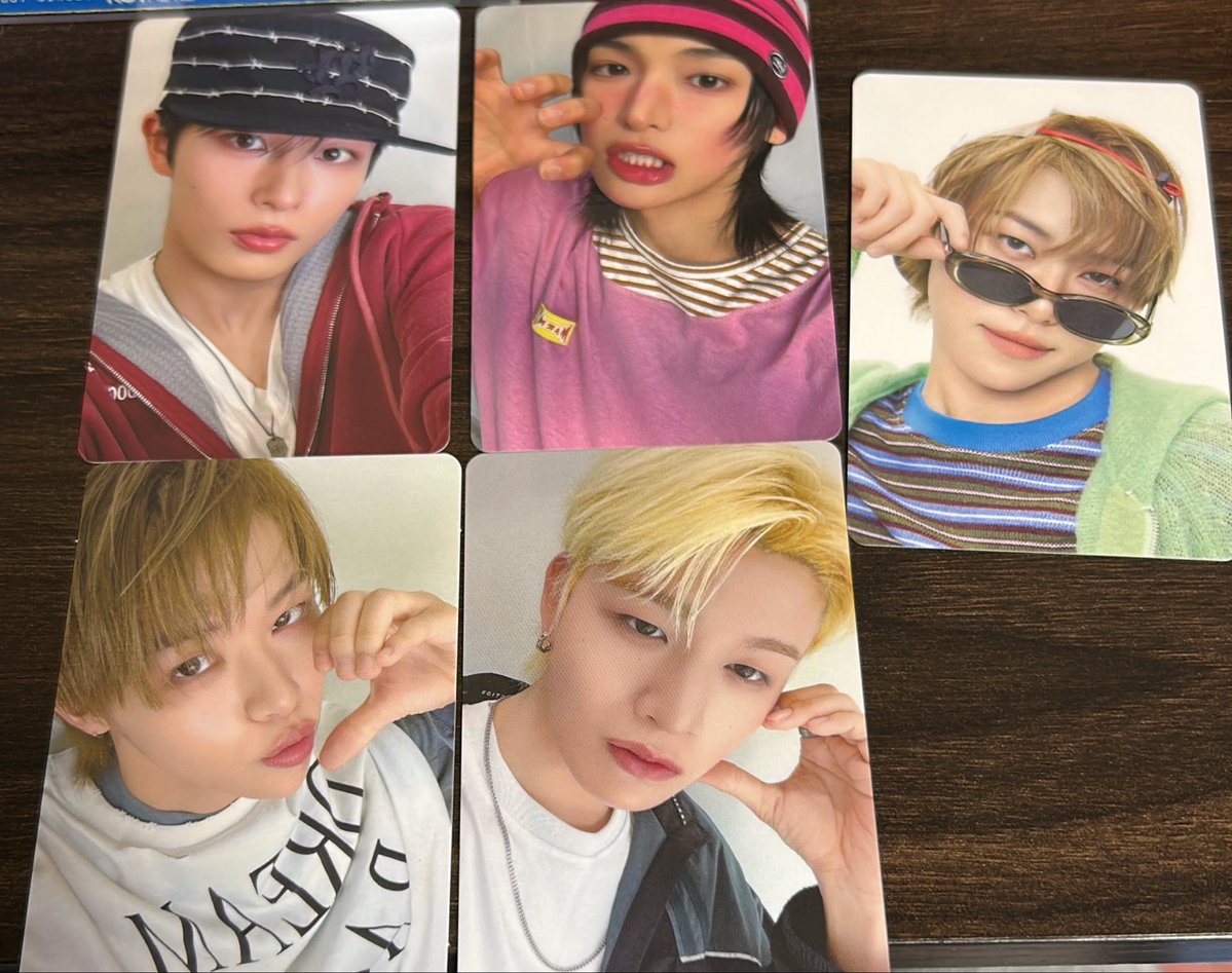 1202_KOSUKE's tweet photo. KO1KEYZ 交換 CD 封入 トレカ

譲:画像のもの
求:同異種 照井

郵送での交換でお願いいたします🙇‍♀️ https://t.co/QxuXCGva4x