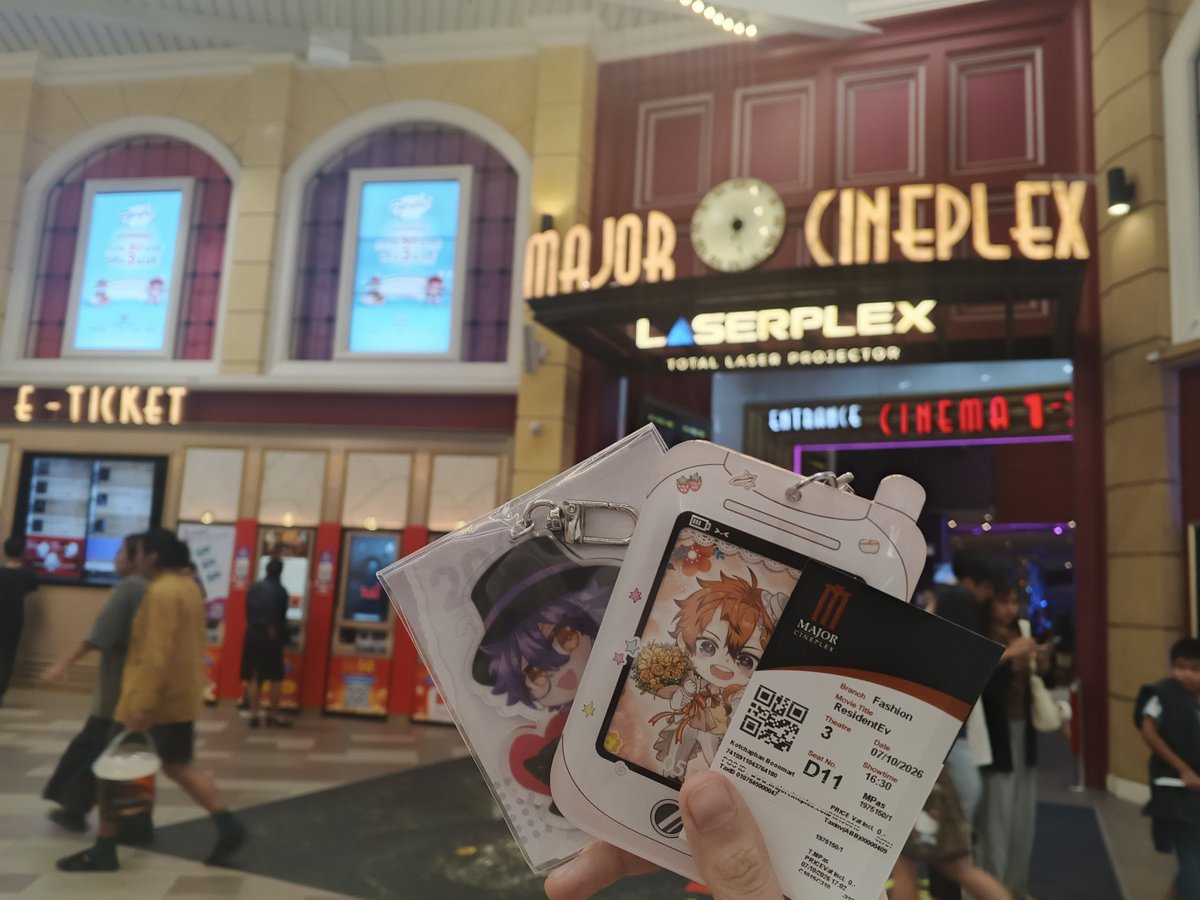 fariel_IV's tweet photo. พาหนุ่มมาดู Resident evil กันครับ😋✨ https://t.co/37jL0JE30c