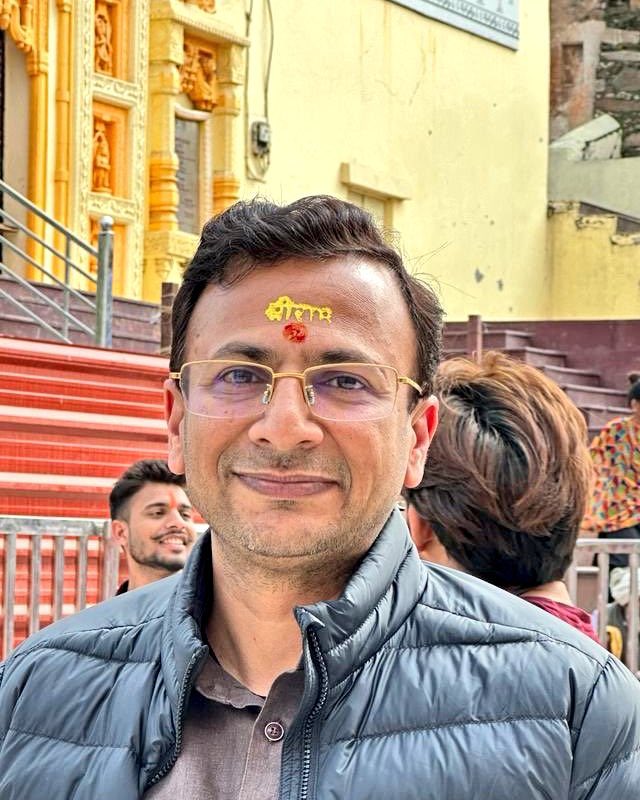 AjayMahawarBJP's tweet photo. मेरे दोनों मित्र @BJP4Delhi के महामंत्री @visshnumittal जी और EDMC के पूर्व नेता सदन @Parvesh_bjp जी को जन्मदिन की हार्दिक बधाई व शुभकामनाएं। आप दोनों दीर्घायु, स्वस्थ और यशस्वी हों। https://t.co/frS448MHbF