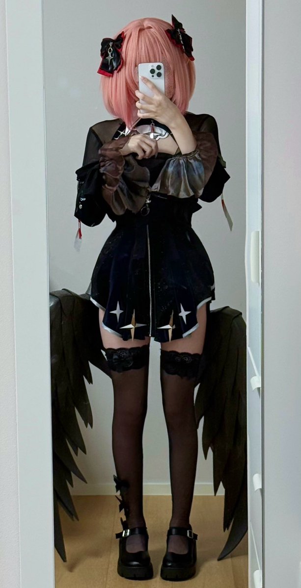 zynx11_'s tweet photo. #zzzero #ゼンゼロ #Remiell #cosplay 
젠존제 레미엘 착샷🖤 https://t.co/eExGbw5i3v