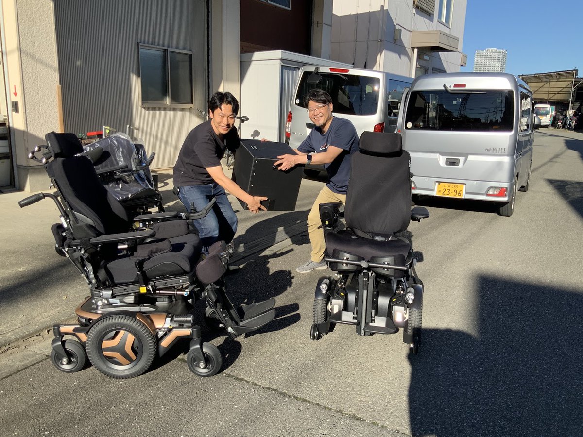 RINasami's tweet photo. HCRもう始まってしまいましたが
ペルモビールの新機能の紹介です。
【H.C.R.2026 直前情報】③
見た目は一緒ですが、中味が進化してるんです。
MyPermobil

電動車いすがスマホに「つながる」ようになります。

https://t.co/aZNKLlv04n https://t.co/JHm0JL5j1W