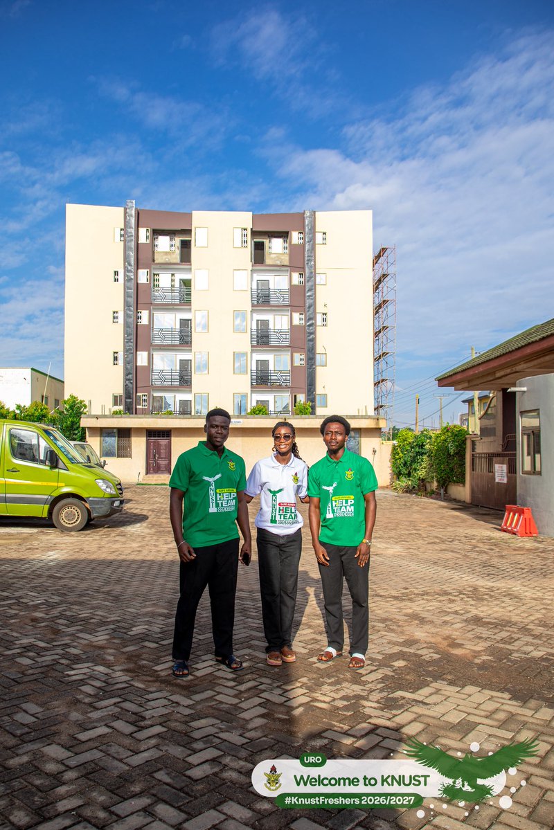 lnugsknust's tweet photo. A warm welcome to our international students! 🌍🇬🇭

Our NUGS-KNUST representative, alongside representatives of other stakeholders of the university , is at the airport to extend a warm Ghanaian welcome as our students arrive.

KNUST is home. Welcome to Ghana! 🇬🇭❤️💚 https://t.co/Yu97iePhRK