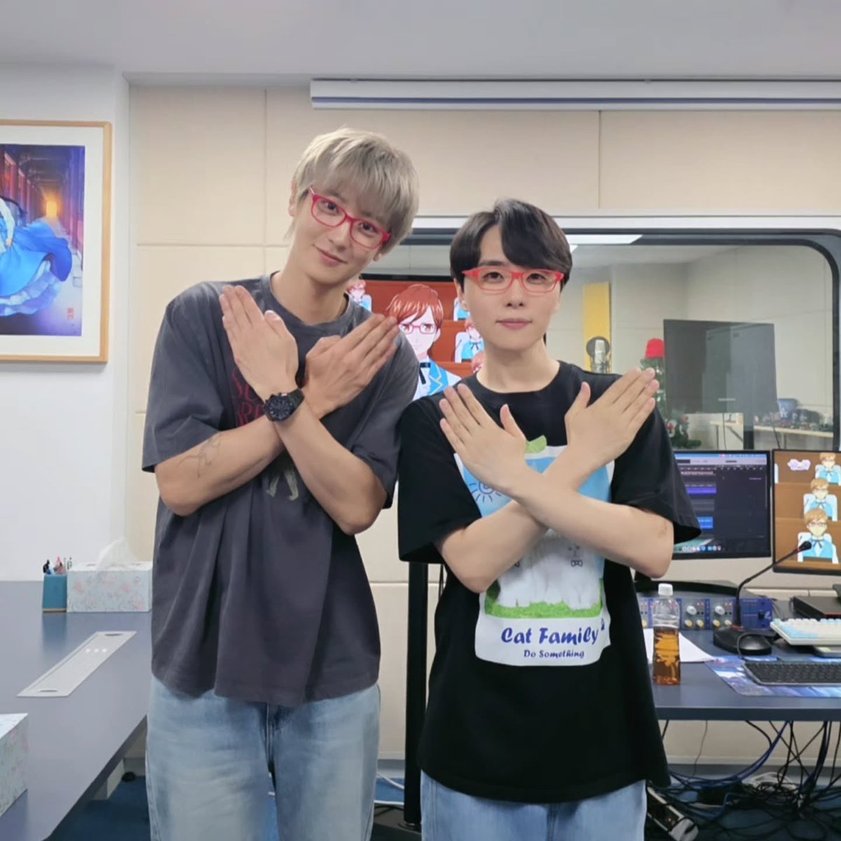 EXOGlobal's tweet photo. [OTHER] 261007 namdo8303 Instagram Update with #CHANYEOL 

#EXO #엑소 @weareoneEXO https://t.co/GSrEmPhNCF